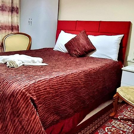 5 Kisilik Huzurlu Stuedyo Daire Appartement Istanboel Buitenkant foto